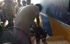 男童被忘校车身亡事件背后的原因是什么？如何防范？