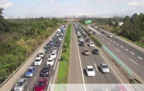 高速云视频实时监控如何提高道路安全性？