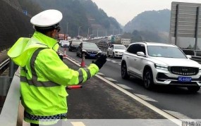 浙江金华交警如何提高道路安全？