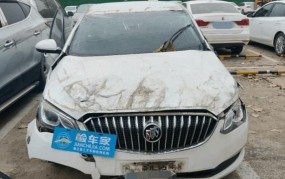 男子新车被扣押变水泡车，如何维权？