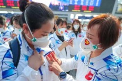 15省份38000多名医务人员驰援上海（全国有多少医护人员）