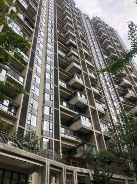 金牛区顶峰水岸汇景小区疫情(成都市金牛区最好的小区)